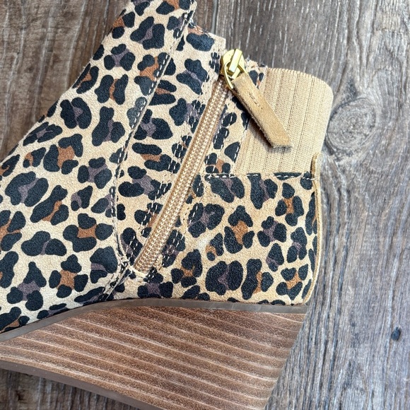 Toms Sadie Classic Leopard Printed Suede Ankle Booties Women’s size 7 - Picture 9 of 14